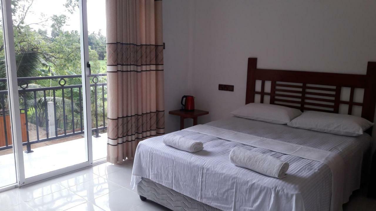 Risenlak Holiday Resort Polonnaruwa Ngoại thất bức ảnh